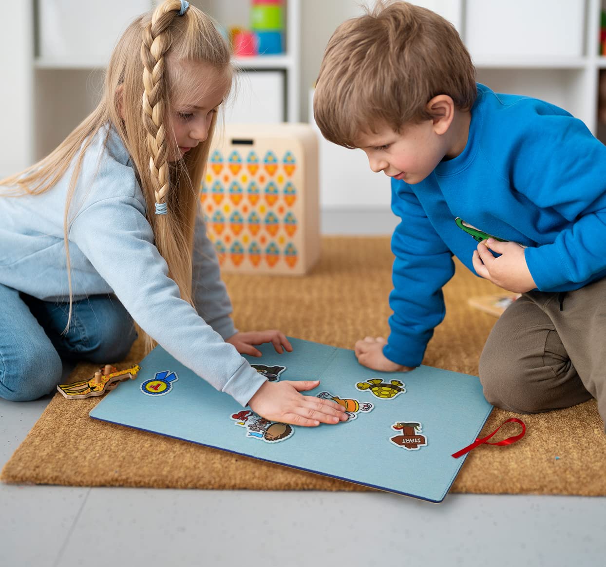 Foldable Felt Board for Toddlers 22 x 13